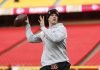 Em 2023, Joe Burrow chegou a ter o maior salário anual da NFL (Foto: Michael Owens)