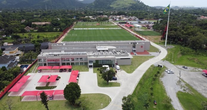 O CT Ninho do Urubu, avaliado em mais de R$ 350 milhões e é uma referência para outros clubes no mundo. (Imagem: Divulgação Flamengo)