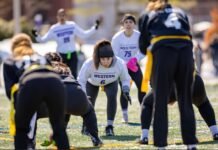 Flag feminino universitário amplia espaço no Canadá Victoria D'Alessandro #6, presidente da Western Women's Flag Football. (Foto: Divulgação Western University)